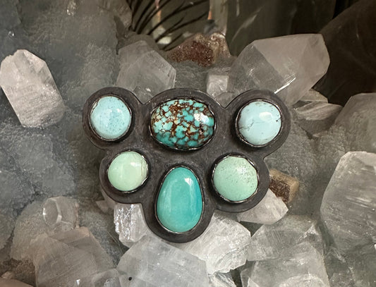 Mixed turquoise bloom bolo